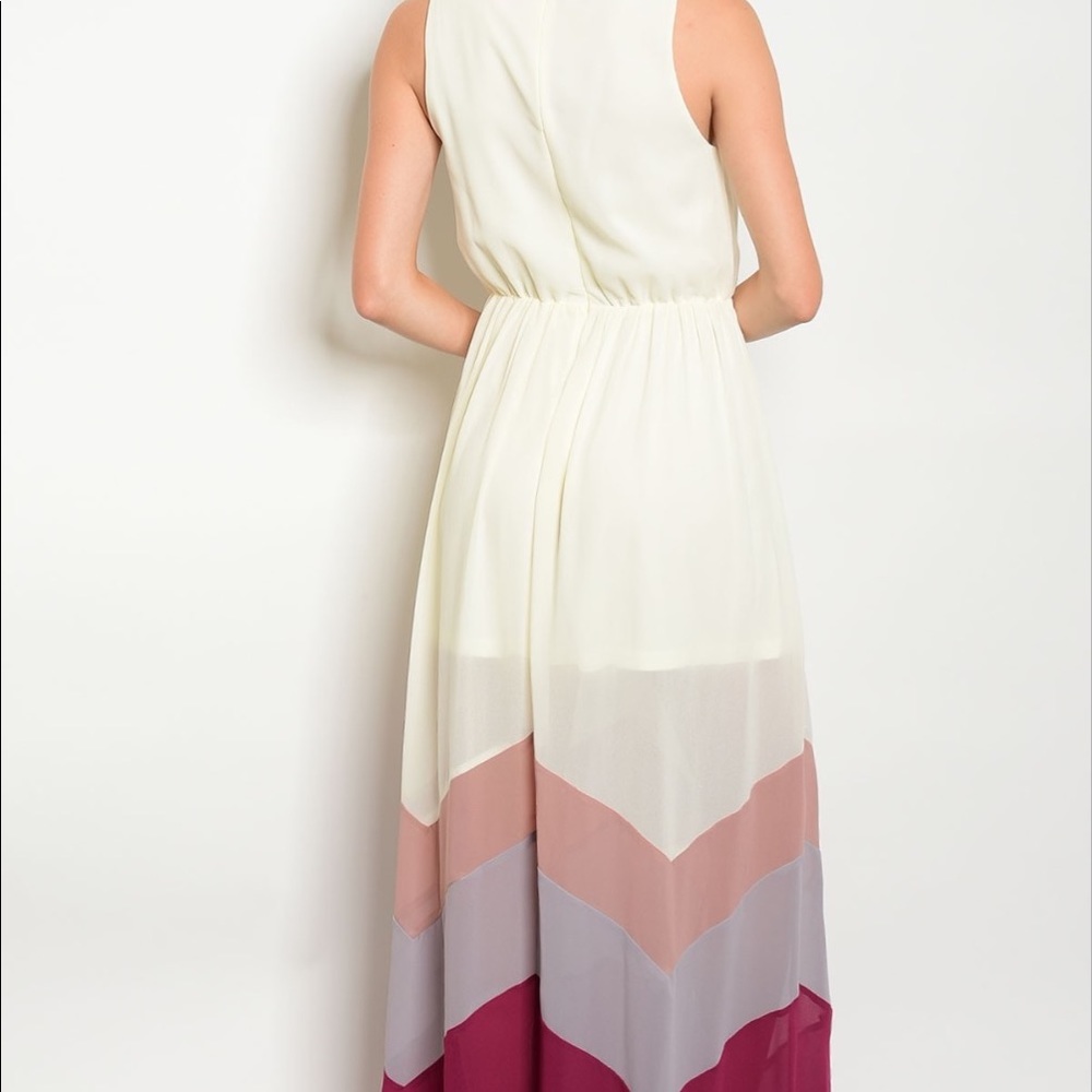 ♦️Ivory Burgundy♦️multi chevron dress - Picture 3 of 4