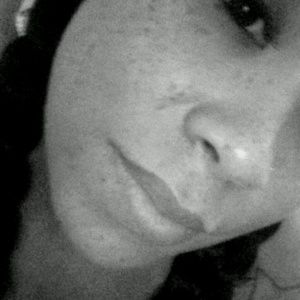 Meet your Posher, Ebony