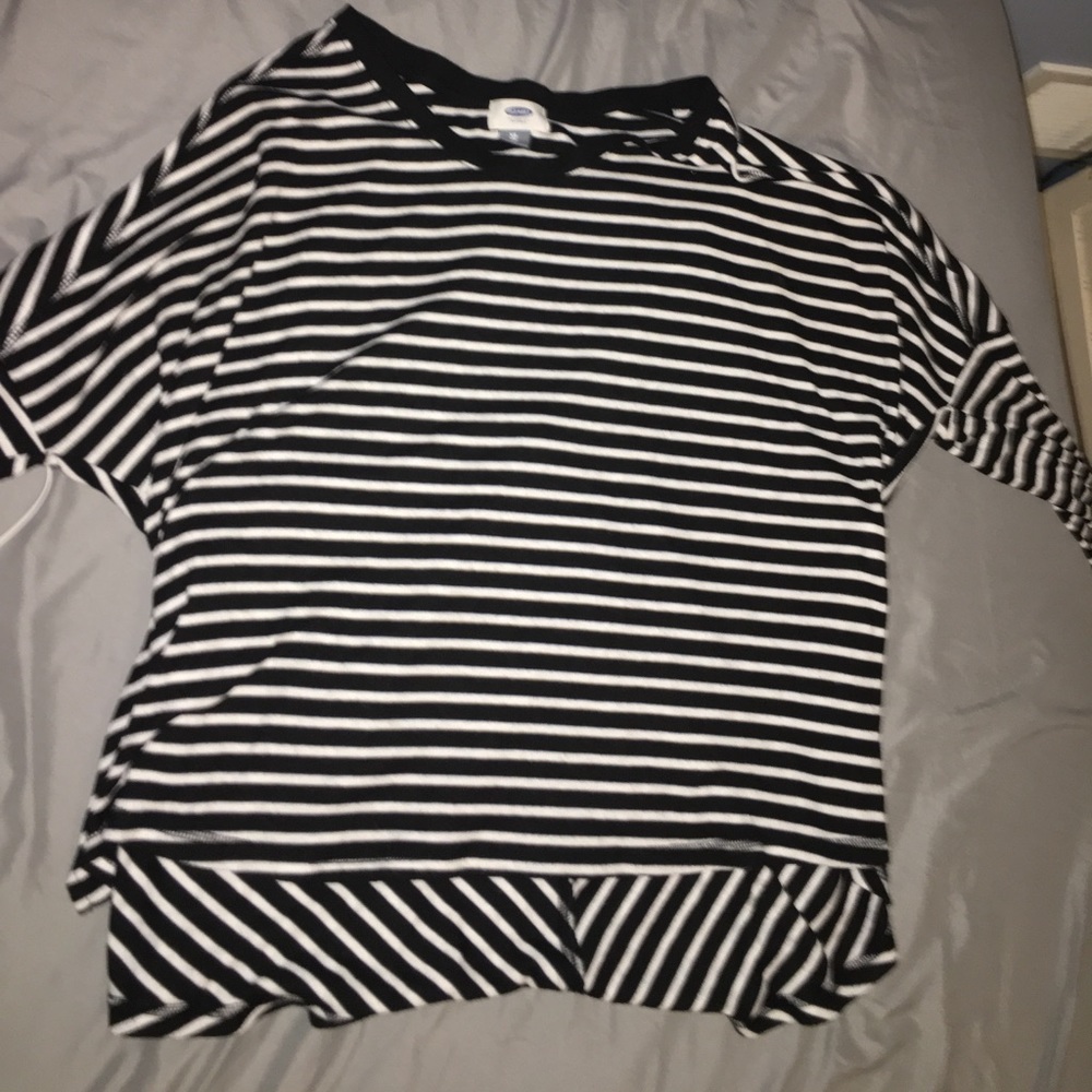 Flowy 3/4 sleeve stripped shirt