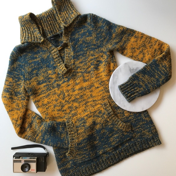 Moda International Sweaters - Moda International Fall Sweater Turquoise Yellow