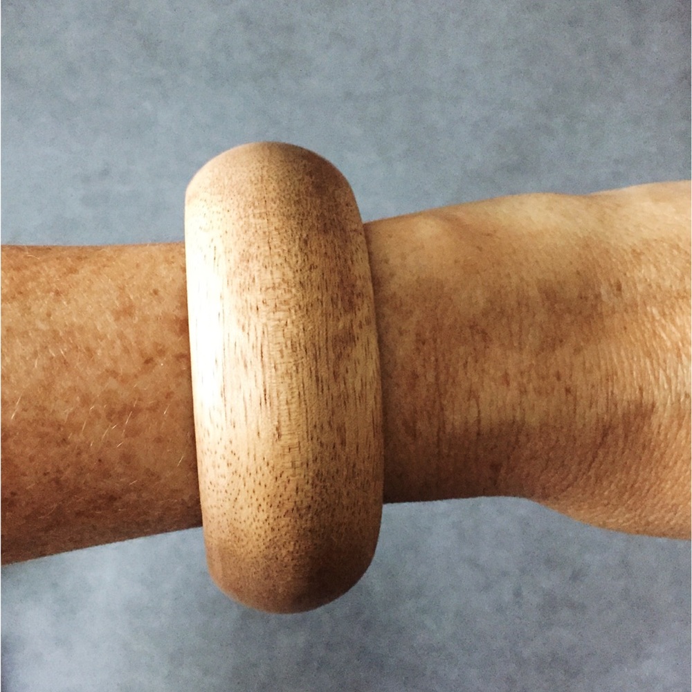 Indonesian light natural wood bangle bracelet OS