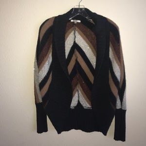 BB Dakota Sweater Shawl
