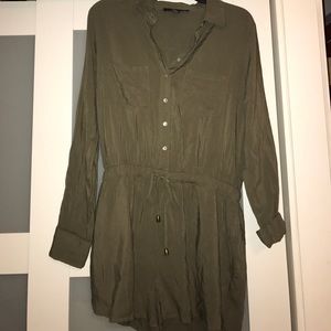 NWT olive romper - forever 21