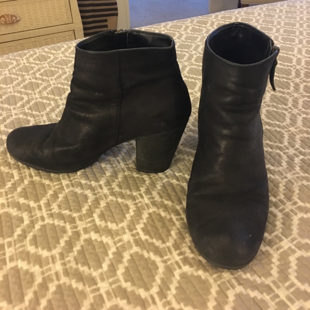 BP ankle booties