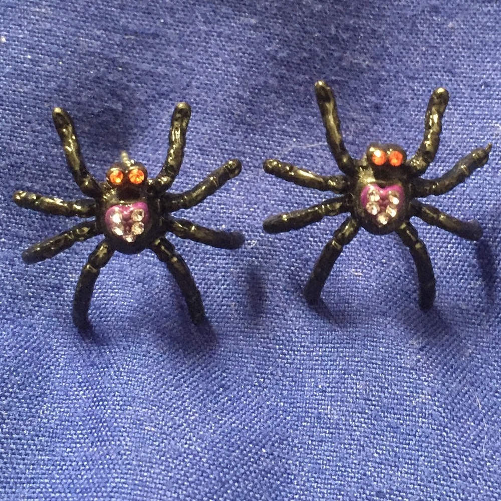Betsey Johnson spider earrings