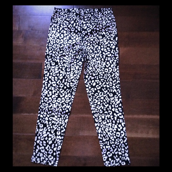 NWT Forever 21 Pants - Picture 2 of 6