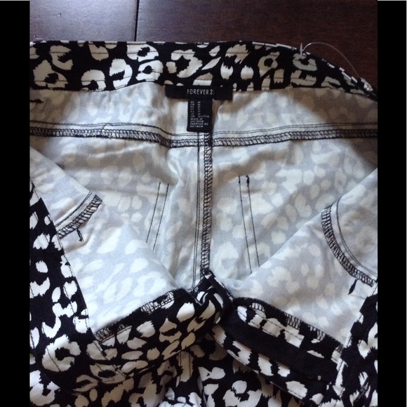 NWT Forever 21 Pants - Picture 6 of 6