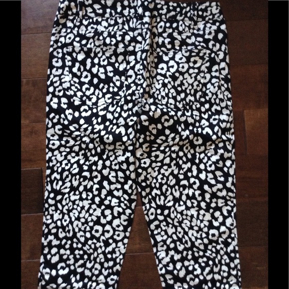 NWT Forever 21 Pants - Picture 3 of 6