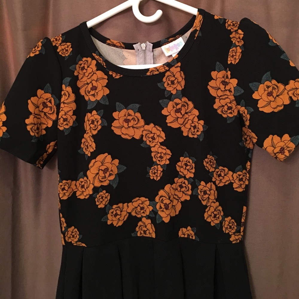 LuLaRoe Amelia!