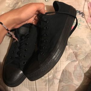 All black low top converse