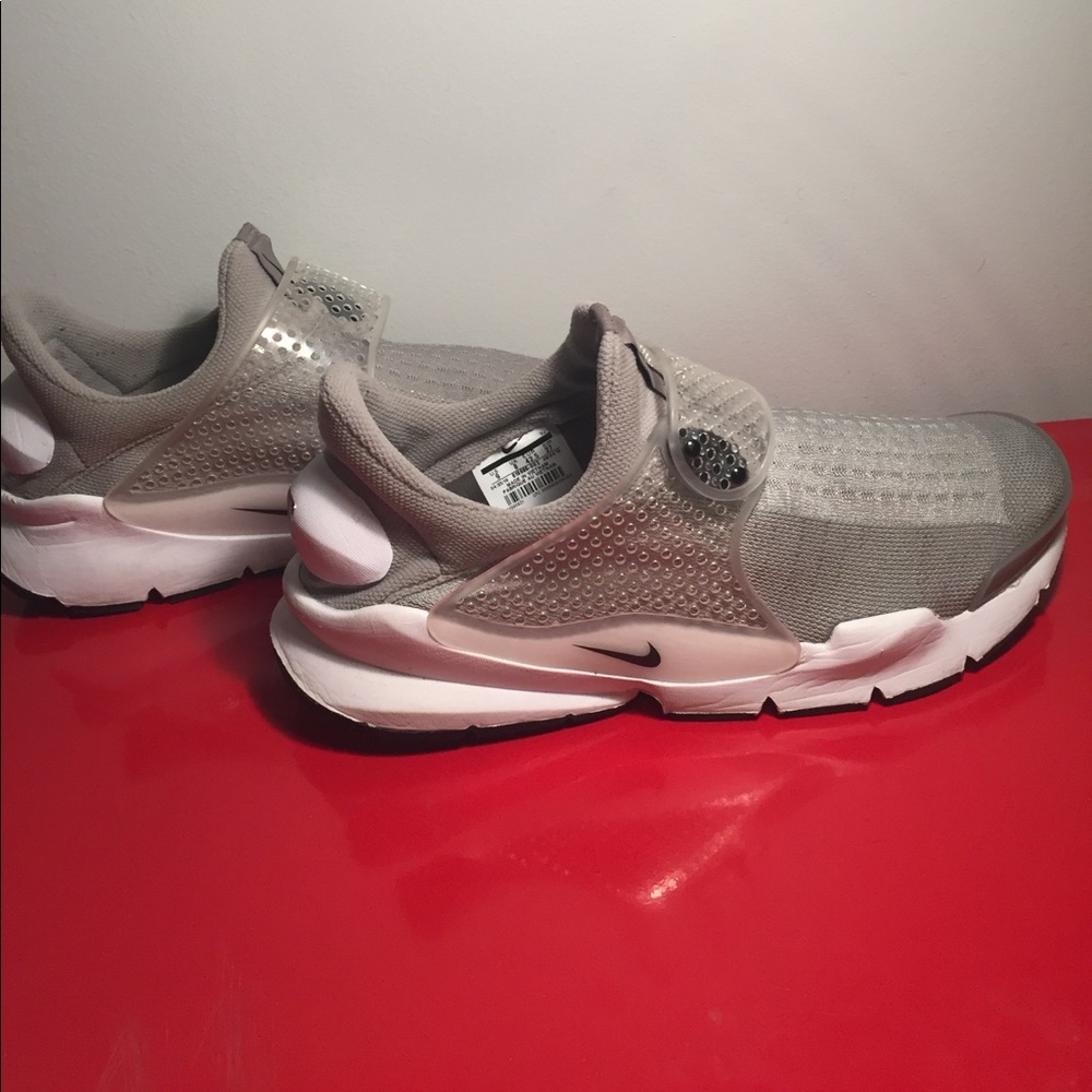Nike sock dart