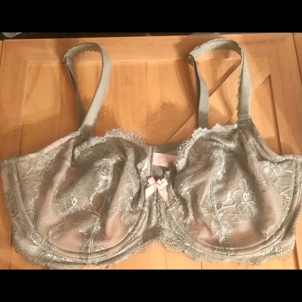 Body By Victoria Unlined Lace Bra Gray 38DD NWOT