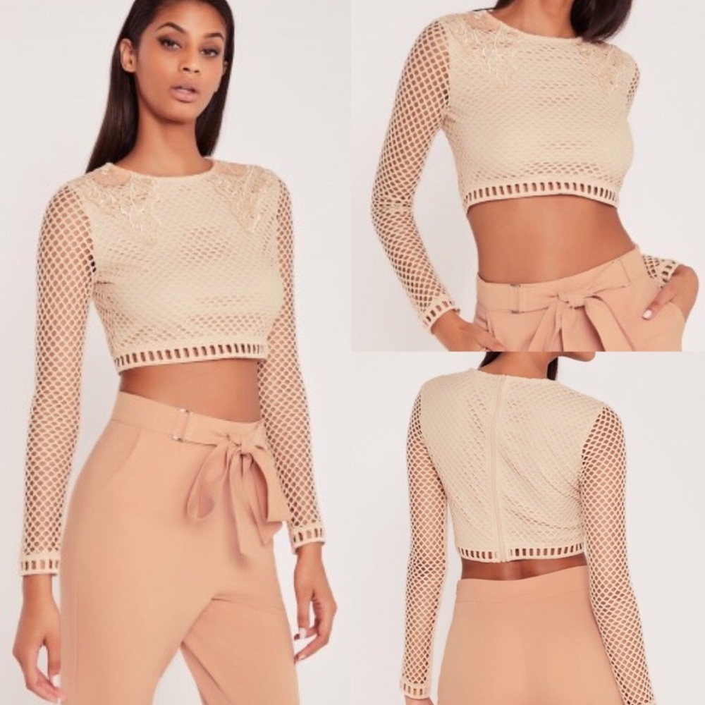 ISO (IN SEARCH OF) CARLI BYBEL TOP SIZE 8 OR 10!!