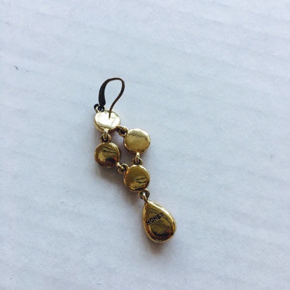 MONET SALMON DROP EARRINGS - Picture 3 of 4