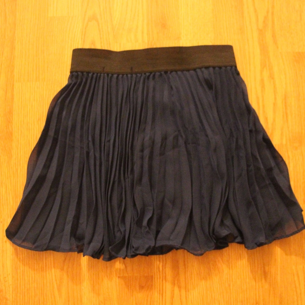 Forever 21 Pleated Skirt