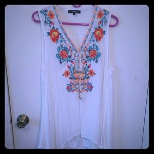 Andree by Unit Tunic Top