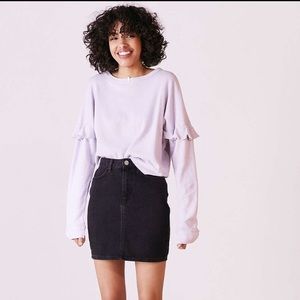 UO NWOT Purple Ruffle Long-Sleeve Tee