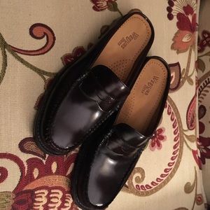 Bass Weejuns "Peggy" Size 8 NWOB