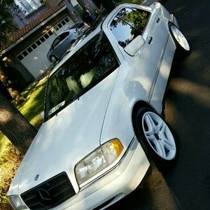 Meet your Posher, Omar