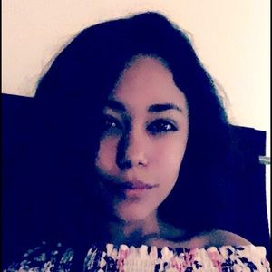 Meet your Posher, Eva