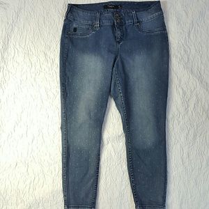 Torrid polka-dots jeans. Size 16