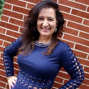 Meet your Posher, Laurie