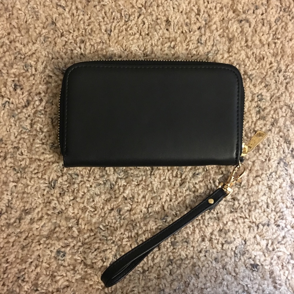 F21 BLACK WRISTLET