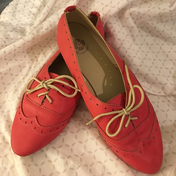 Remmei Shoes - Saddle-Shoe Flats