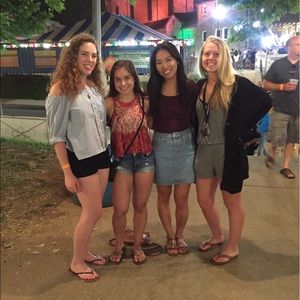 Meet your Posher, Allie