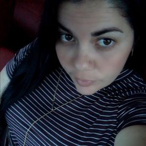 Meet your Posher, Kenia