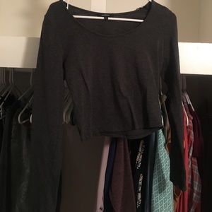 Long sleeve crop top