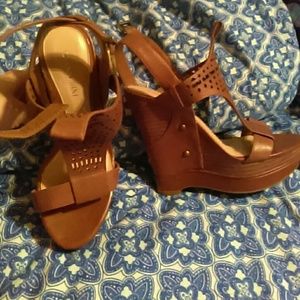 Gianni bini brown leather wedges