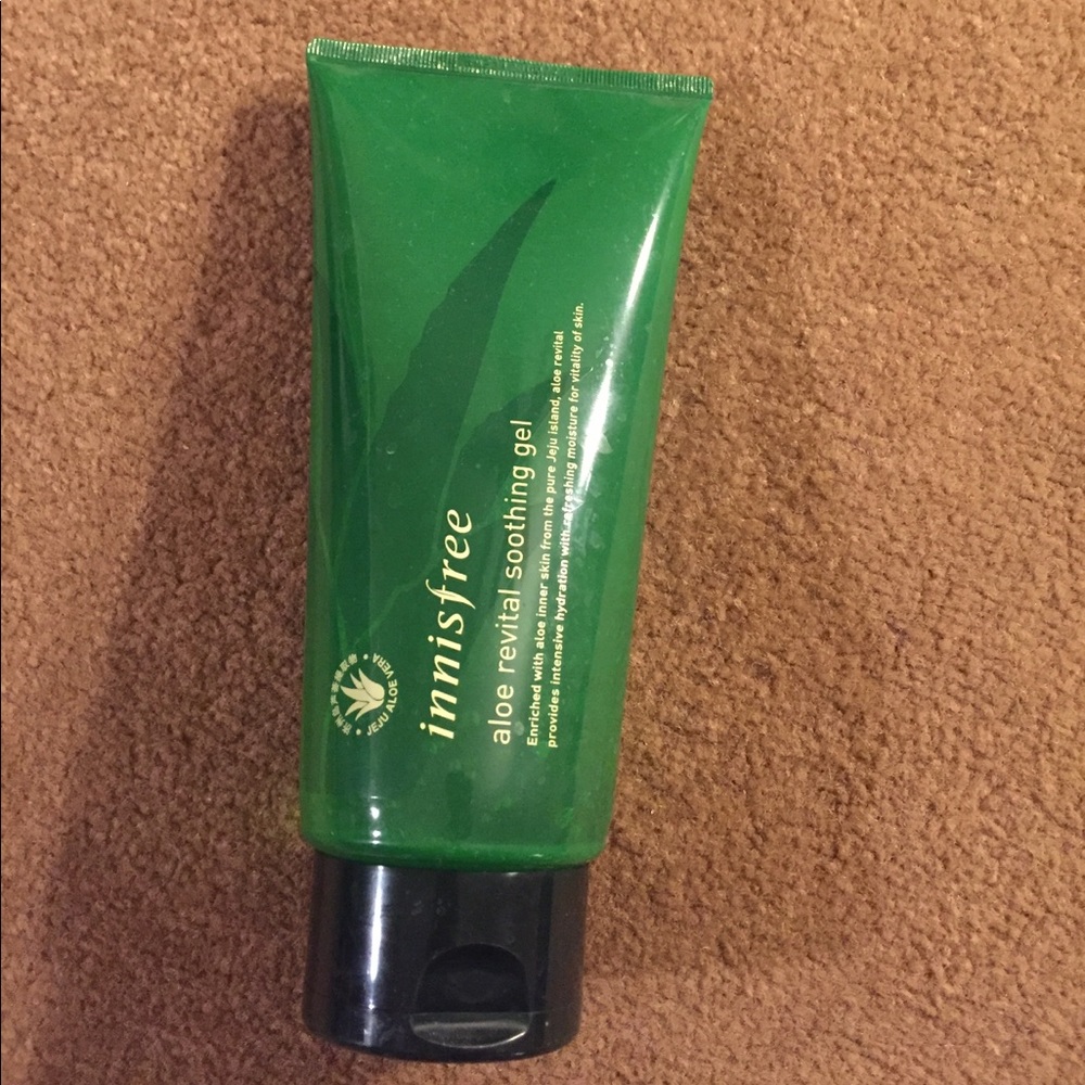 innisfree。Alone gel