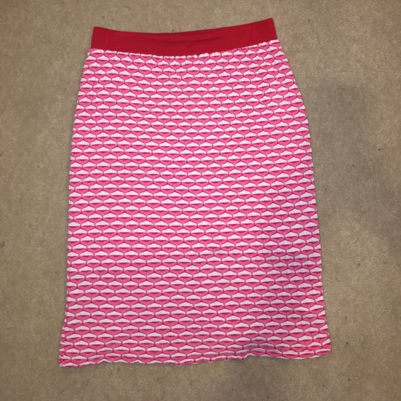 Fun and flirty skirt from Stitch Fix - Picture 3 of 3