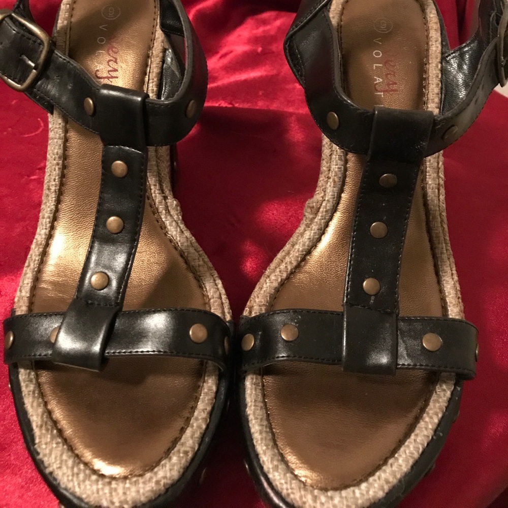 Victorias Secret Very Volatile Wedge Sandals - Picture 6 of 8
