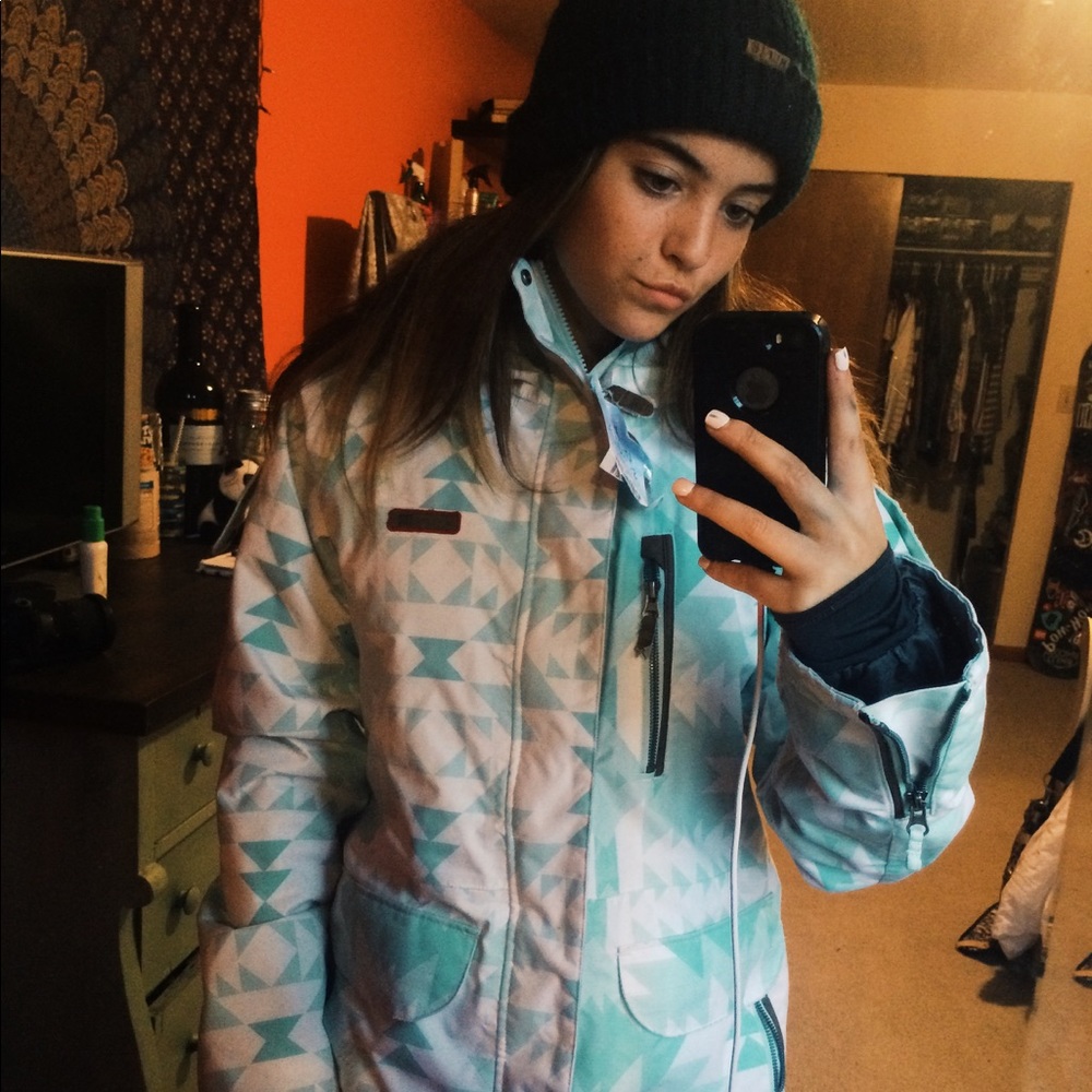 SNOWBOARDING JACKET
