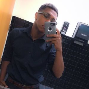 Meet your Posher, Jonathan