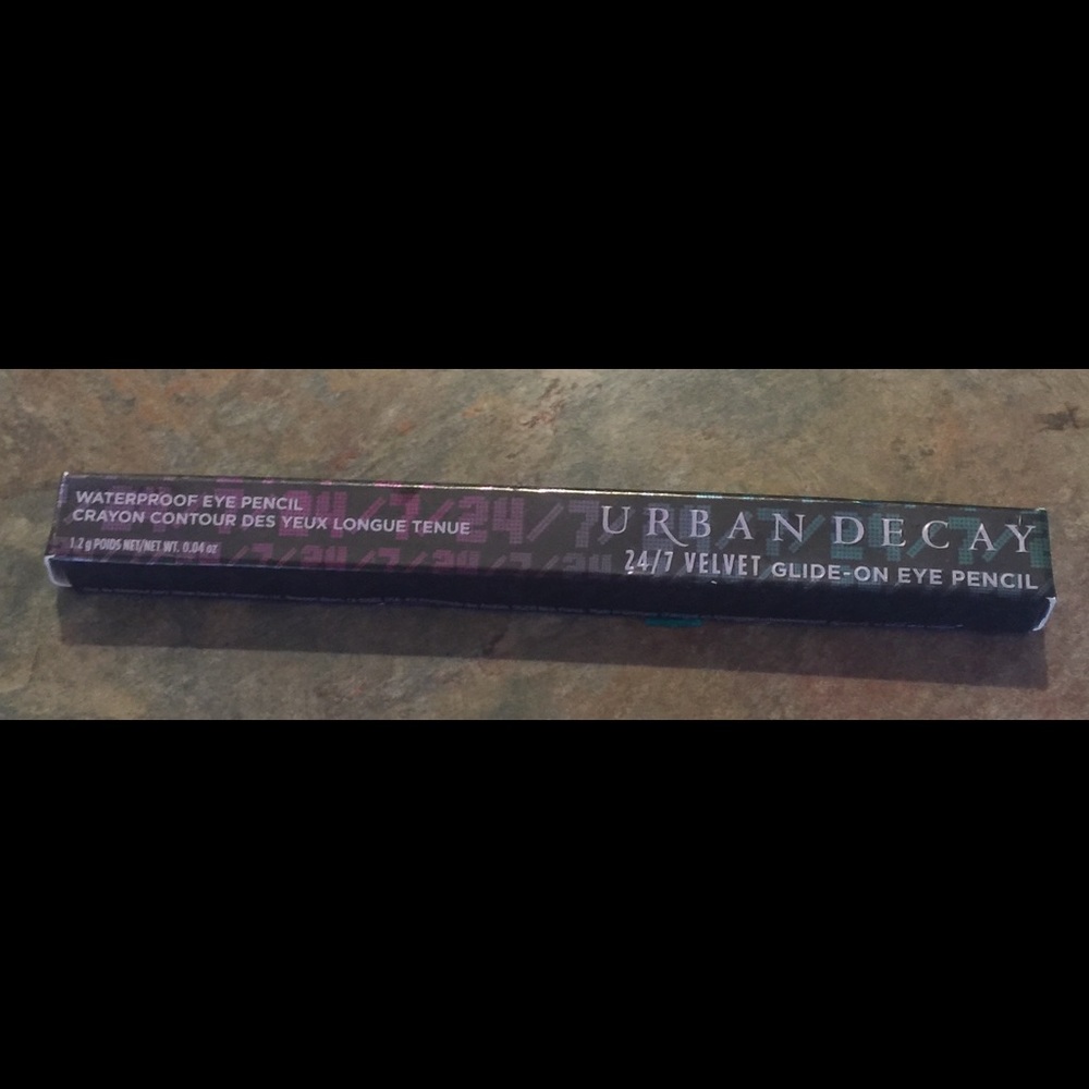 Urban decay waterproof Eye pencil 24/7