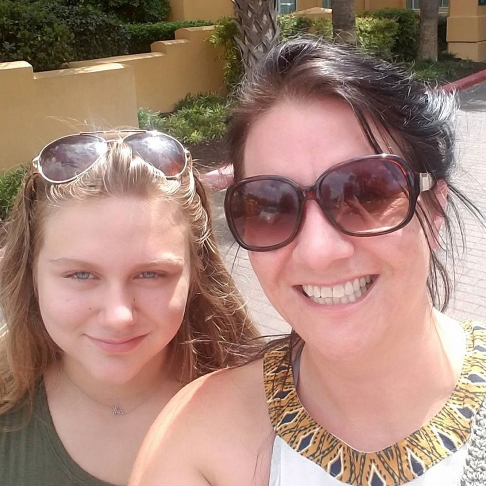 Meet your Posher, Stacy