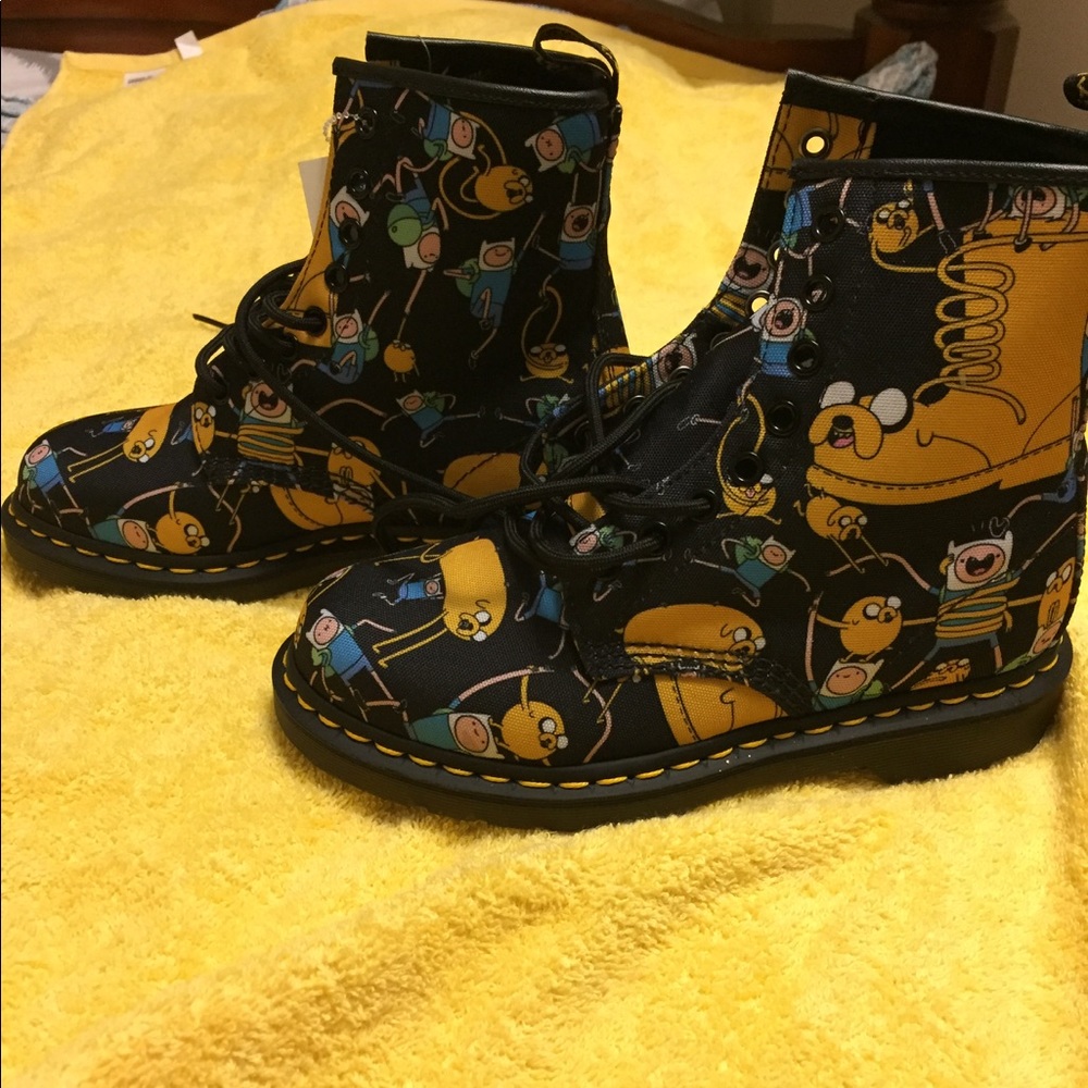 💛🍋Cartoon Network Dr. Martens 🍋💛