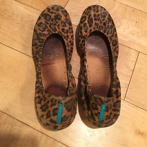 Leopard Tieks size 8