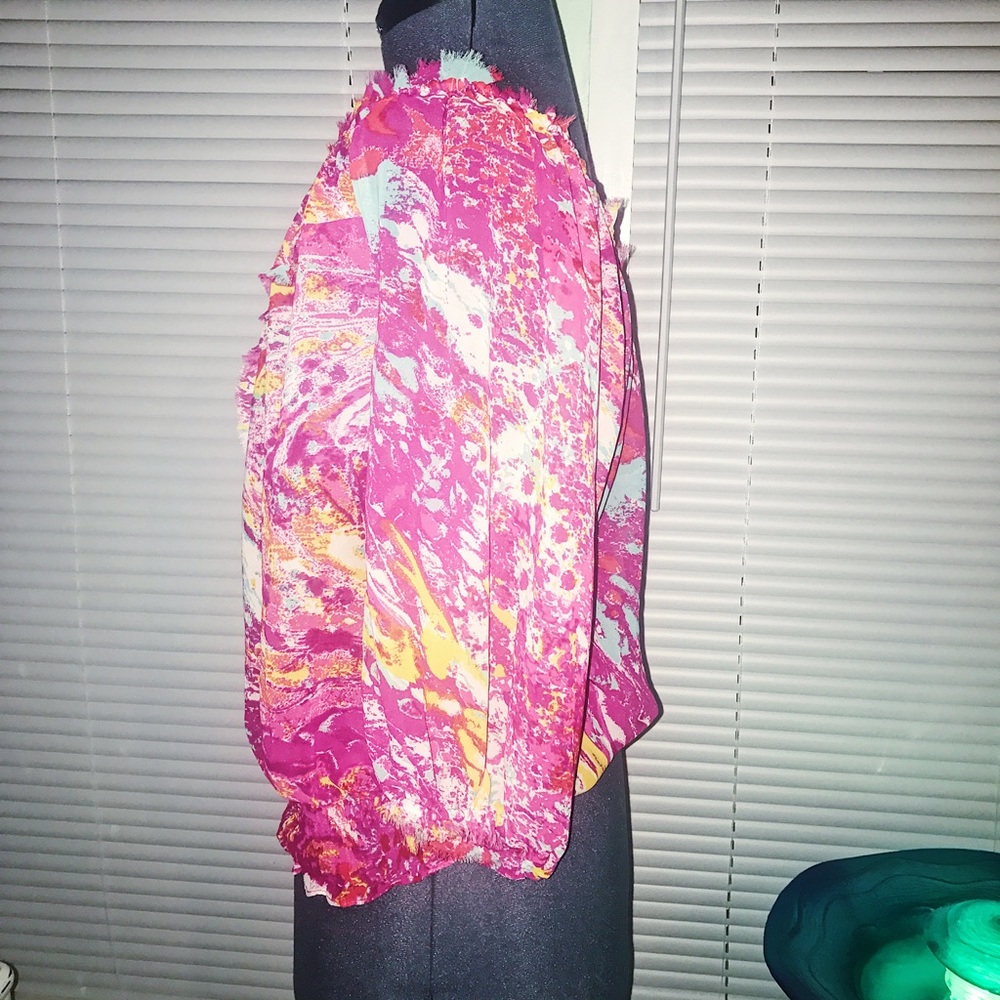 Pink top - Picture 2 of 2