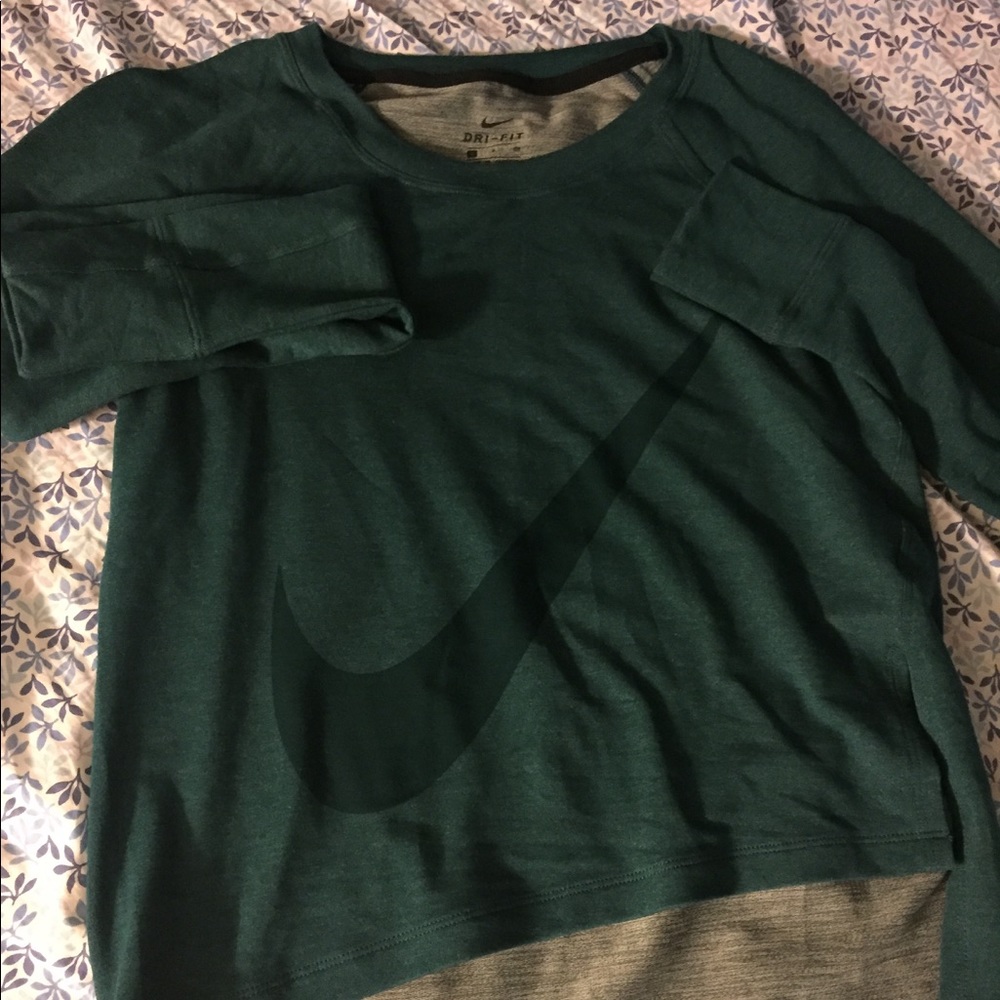 NWT Nike Top