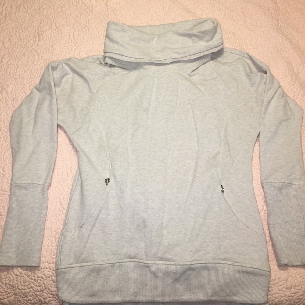 Lululemon pull over turtle neck