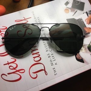 Polarized all black raybans -medium
