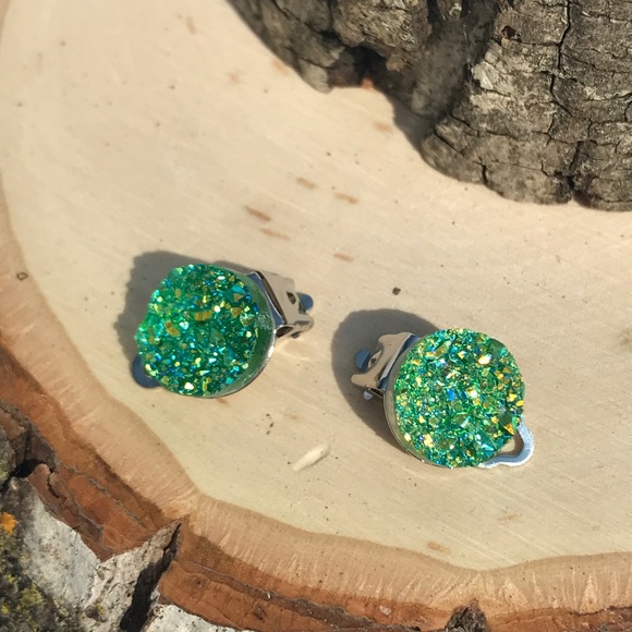 Green Druzy Clip On Earrings 🌸3 for $18🌸 - Picture 5 of 6