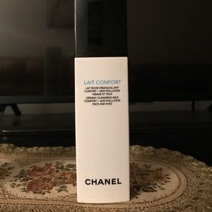 Chanel creamy cleansing milk