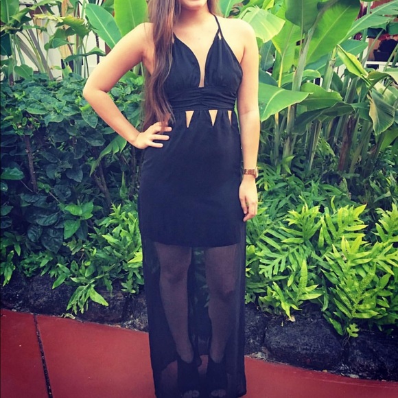 Sheer black lace maxi - Picture 1 of 3