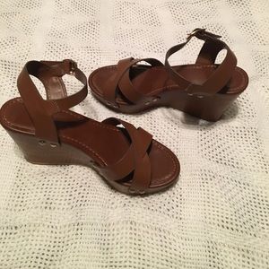 Brown wedges