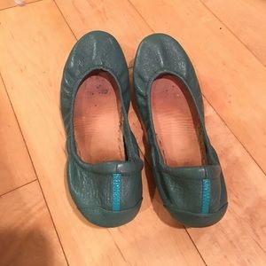 Pacific Green Tieks size 8